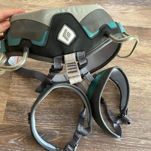 Black Diamond Lotus Climbing Harness NWOT